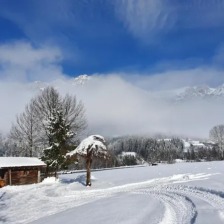 Bauernhof Neu-endfelden, Guenter Widauer Çiftlik konaklama